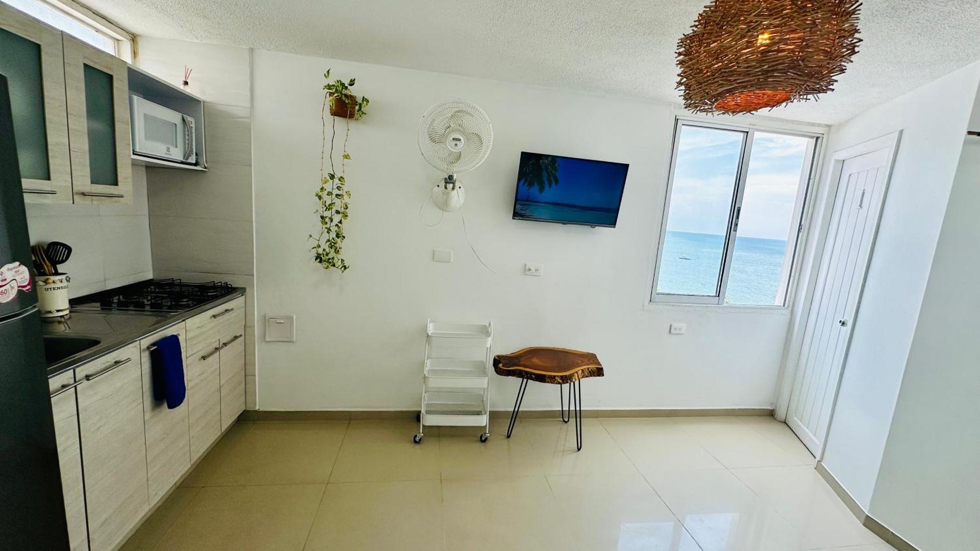 Apartment Aptartamentos Tematicos Con Balcon Panoramico Frente A La Playa