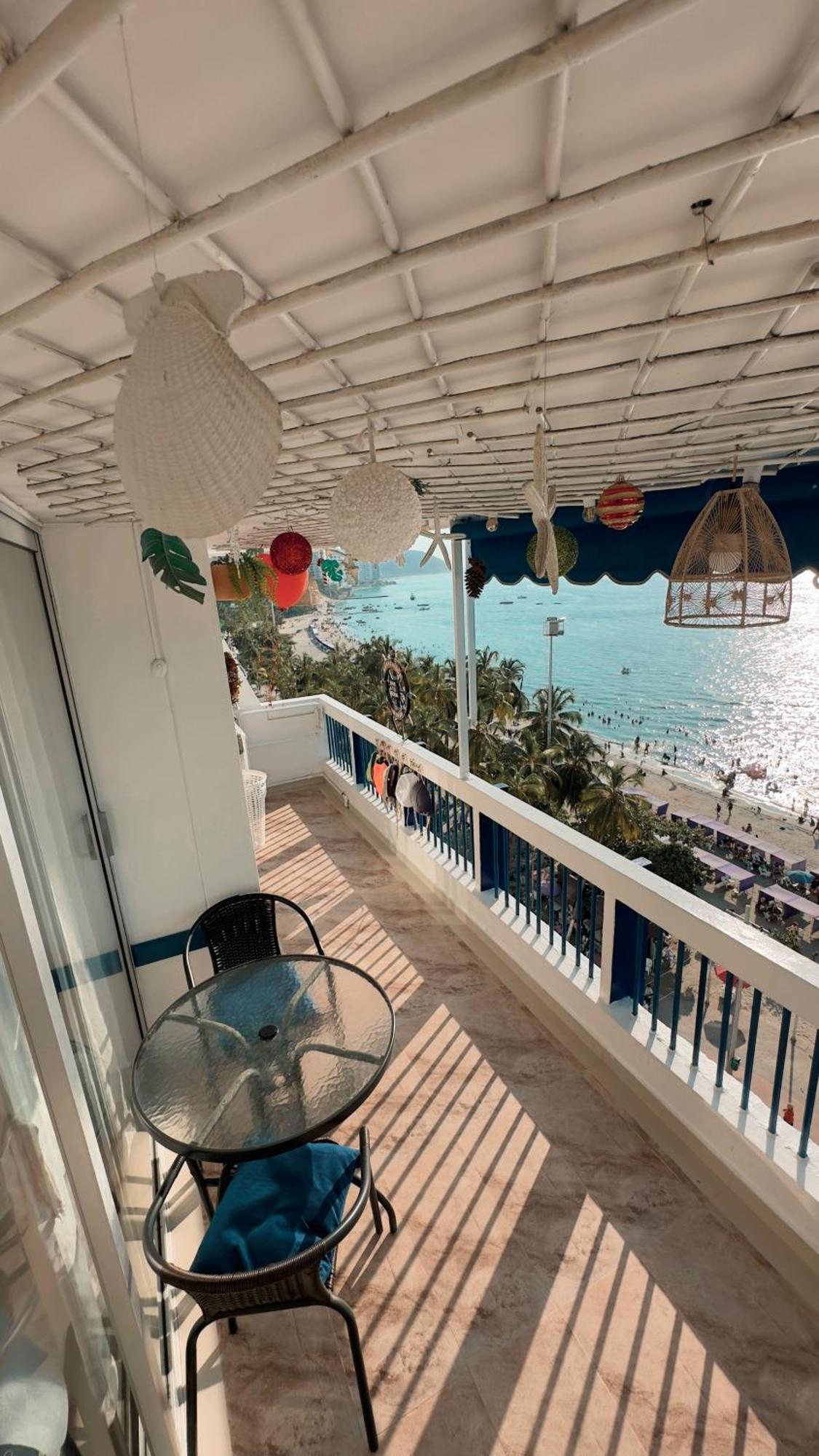 Aptartamentos Tematicos Con Balcon Panoramico Frente A La Playa Apartment