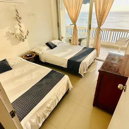 Aptartamentos Tematicos Con Balcon Panoramico Frente A La Playa Santa Marta  Exterior photo