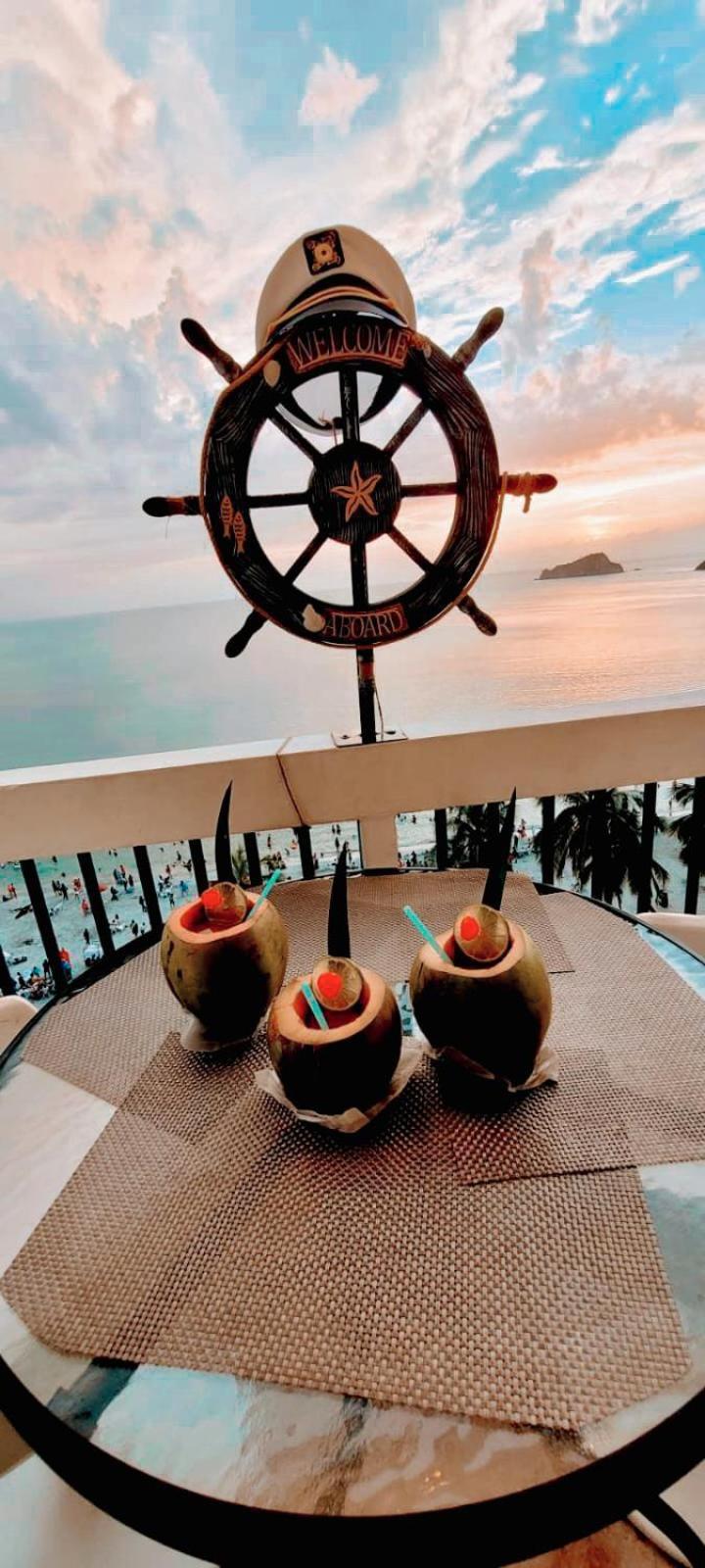 Aptartamentos Tematicos Con Balcon Panoramico Frente A La Playa