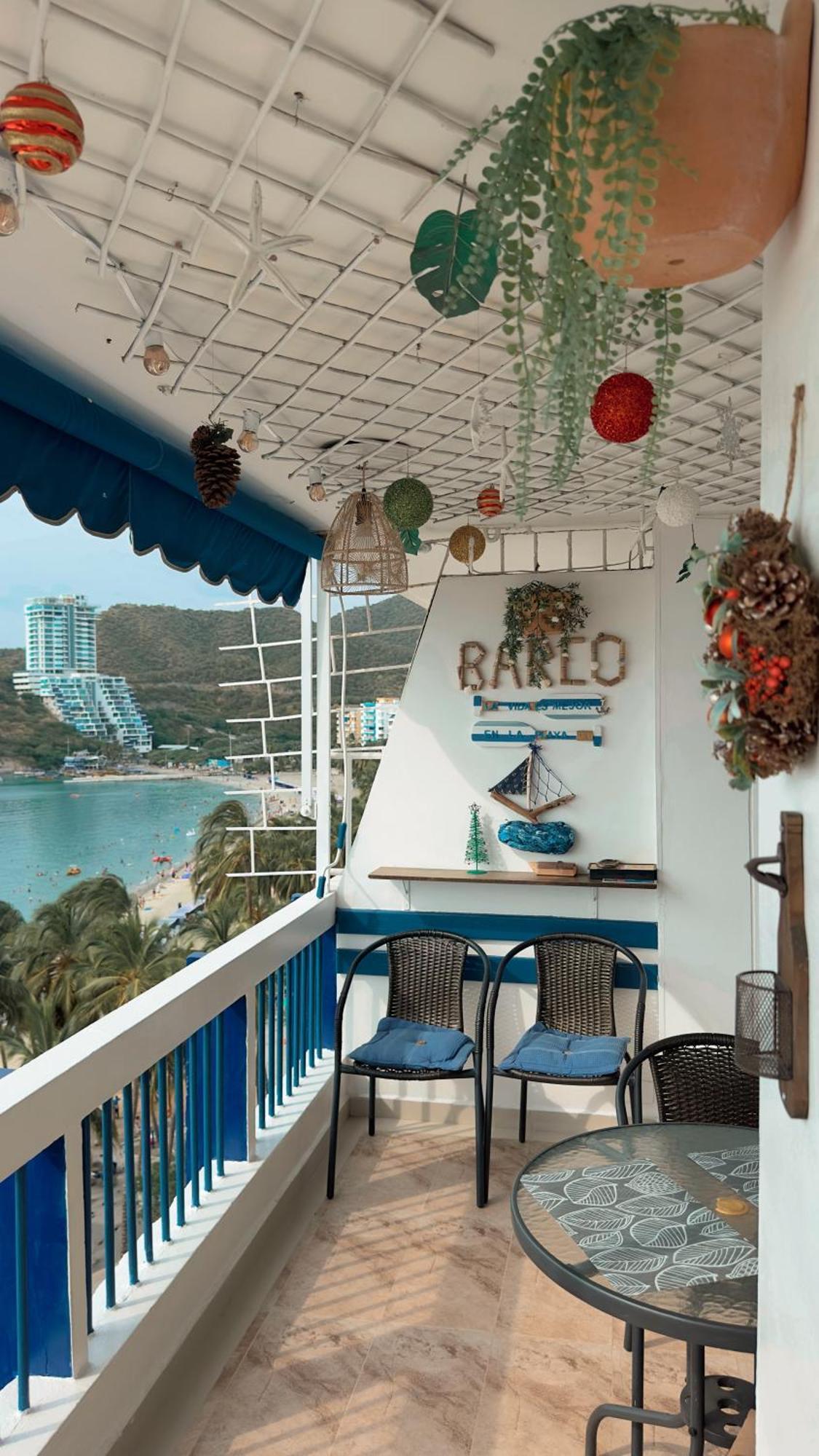 Aptartamentos Tematicos Con Balcon Panoramico Frente A La Playa *