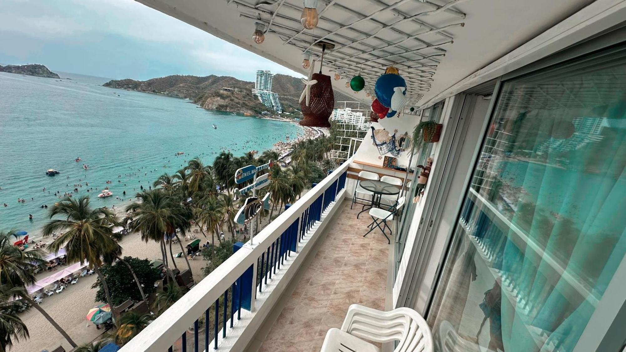 Aptartamentos Tematicos Con Balcon Panoramico Frente A La Playa Santa Marta (Magdalena)